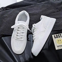 Fashionable and Luxurious New Men Sports Shoes Solid Color Round Toe Flat Spring Flat Bottom Thick Sole Comfortable Sports Shoes