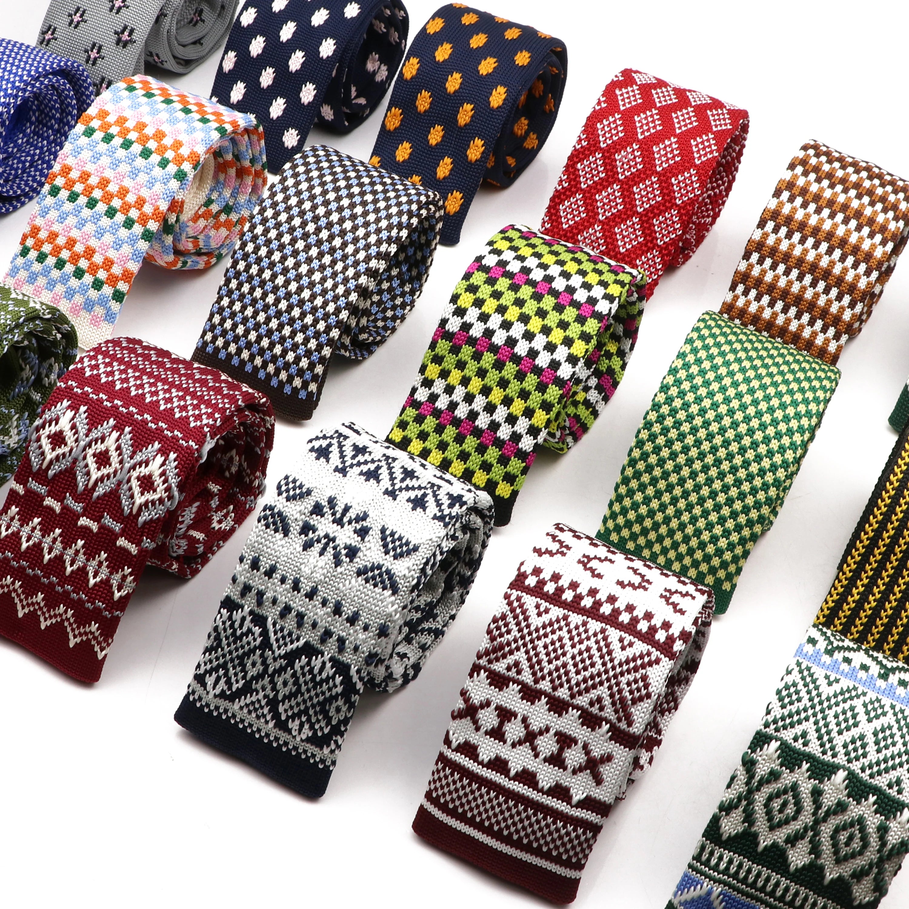 Novelty Chic Knitted Ties For Men Women Red Green Grey Woven Necktie Plaid Geometric Pattern Skinny Slim Narrow Winter Cravat