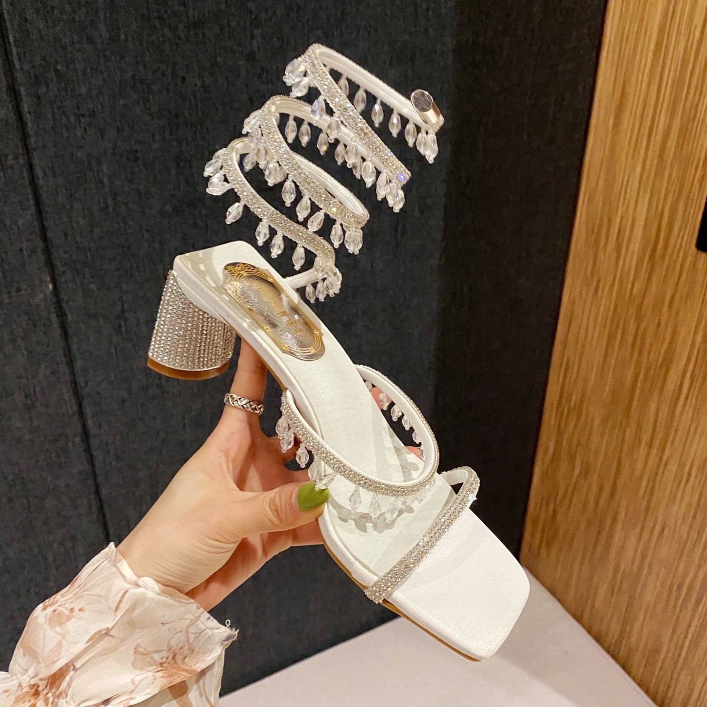 2023 Summer Luxury Women Sandals For Weddings Bride Shoe Golden Sandal Rhinestone Snake Wrap High Heel Birthday Party Shoes