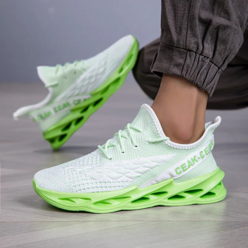 Lightweight Running Shoes Men Breathable Mesh Sneakers Non Slip Gym Training Shoes Walking Comfort Casual Footwear zapatillas