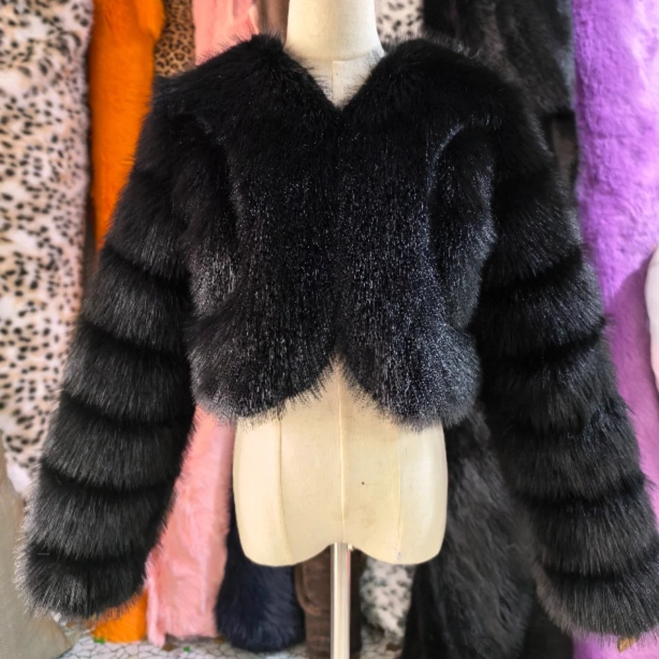 Warm Faux Fur Coats Women Short Overcoats Loose O Neck Long Sleeves Covered Button Straight Work Y2k Casual 2025 Autumn Winter
