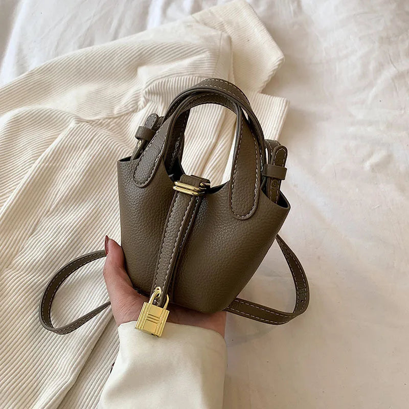 Ladies Handbag Female Bucket Bag Basket Shoulder Bag Travel BagLeather Bucket BagLarge Soft Leather Tote with Lock Daily