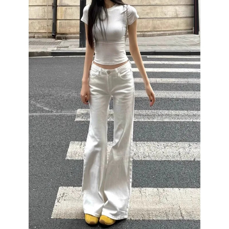 Fashionable White Low Waist Slightly Flared Jeans for Women, Fashionable and Versatile Casual Loose Wide-leg Bell-flop Pants