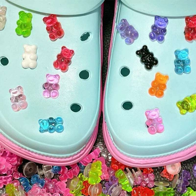 10 pçs gummy bears designer croc encantos conjunto ajuste crianças decorações para sapatos ornamentos acessórios femininos jibz pinos atacado