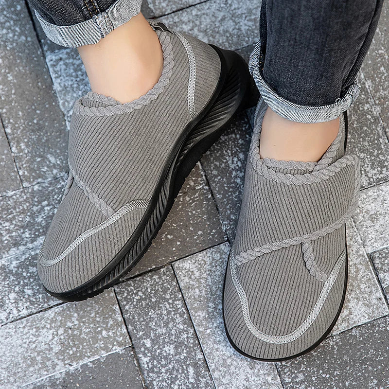 Wide Footed Shoes Winter Suede Casual Shoes Men Anti Slip Sole Loafers Women Minimalist Style Snow Comfortable Thick Soled Shoes