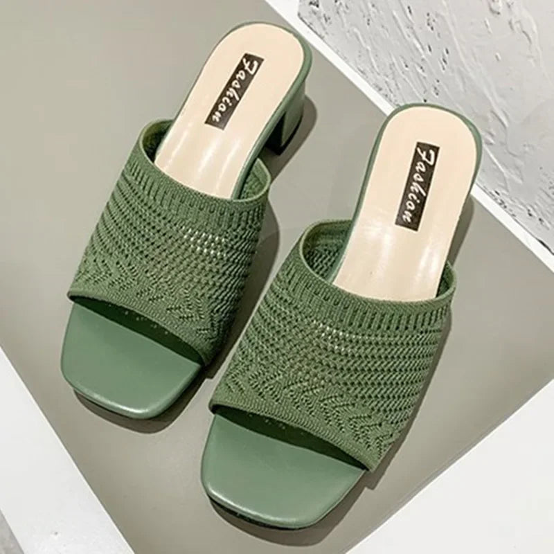 Women Slippers 2022 summer Closed Toe Comfort Slippers Women Fashion Fly Weave Outdoor Sandals Women Medium Heel Slippers