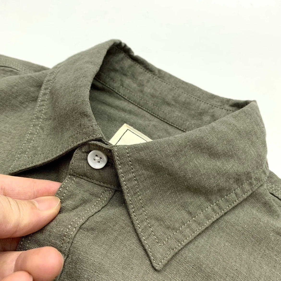 Sold Color Mens Cotton Linen Shirts Harajuku Casual Simple Comfortable Long Sleeve Loose Buttons Blouses Shirt With Chest Pocket