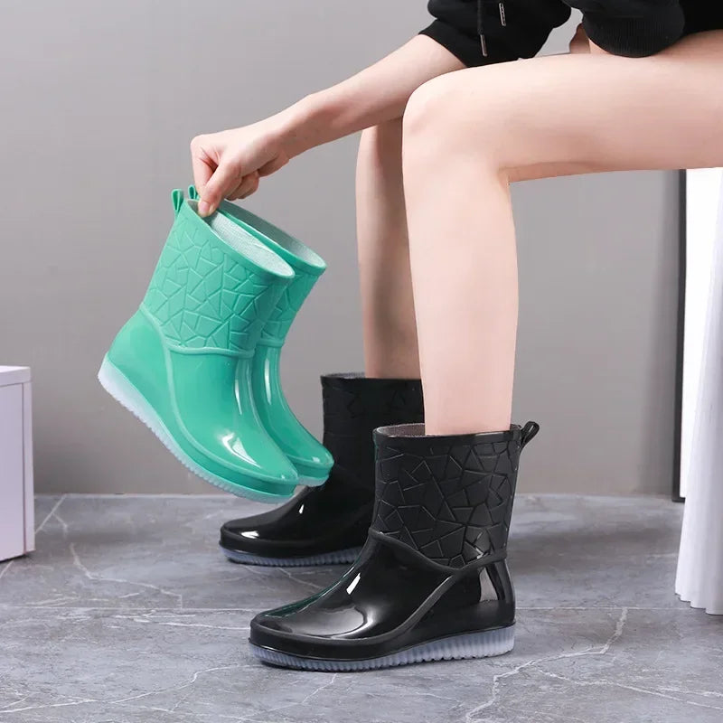 Botas Mujer Women's Boots Outdoor Women Rain Boots New Four Seasons Non-slip Wear-resistant Ladies Waterproof Shoes