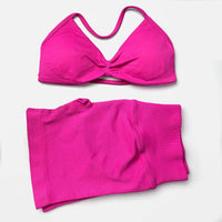 Seamless 2 Pieces Strappy Yoga Halter Bras Sets Scrunch Butt Sports Shorts Quick Dry Backless Gym Crop Tops with Pad Push Up Set