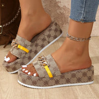 Women Platform Slippers Designer Flat Sandals Outdoor Floral Slippers Ladies 2025 New Summer Women Shoes Beach Slides Women
