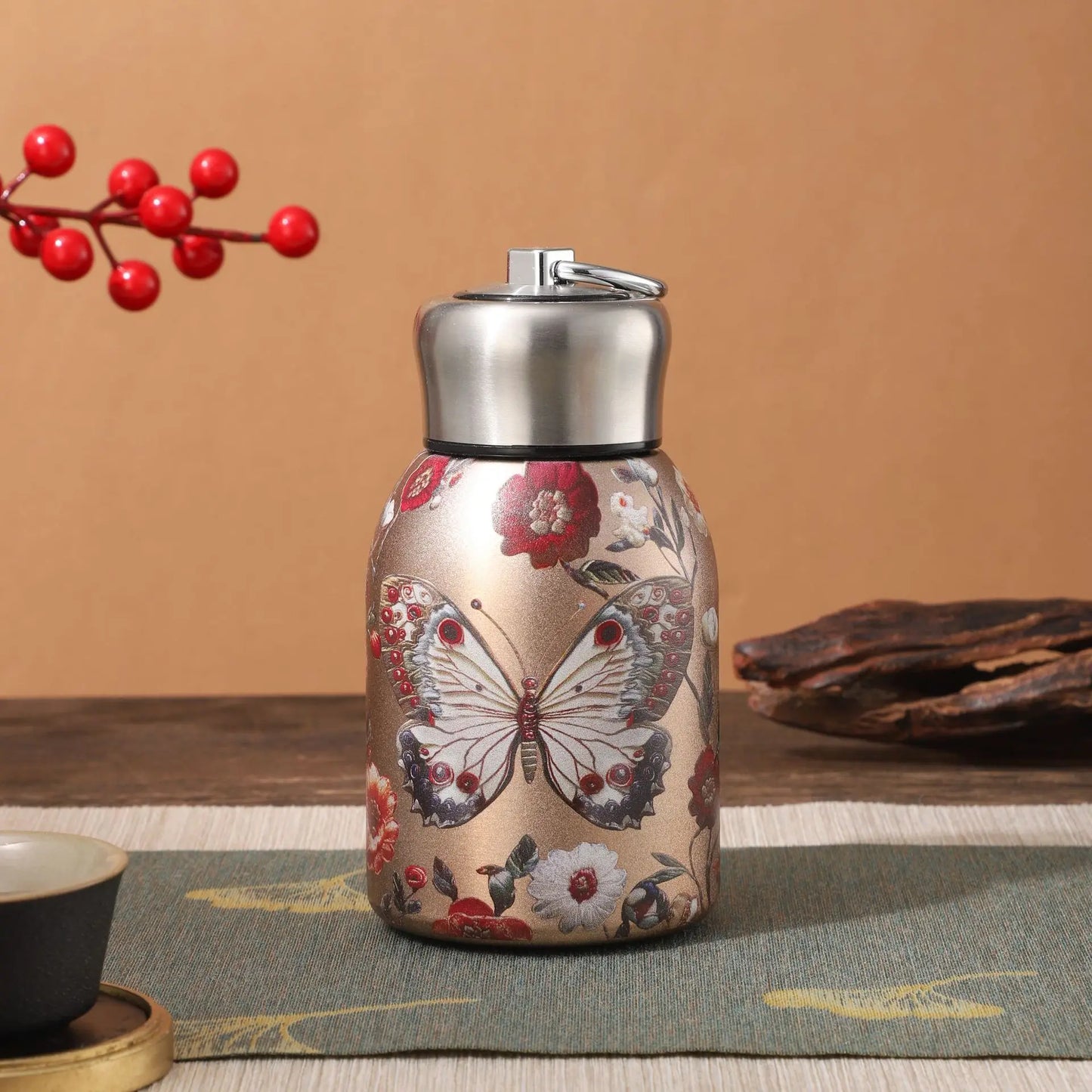 Stainless Steel Insulated Cup Home Fashion Outdoor Portable Insulated Handle Water Cup Car Simple Cup