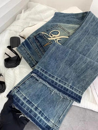 American retro low-waisted jeans female autumn new embroidery old casual fashion temperament slim Joker bell bottoms.
