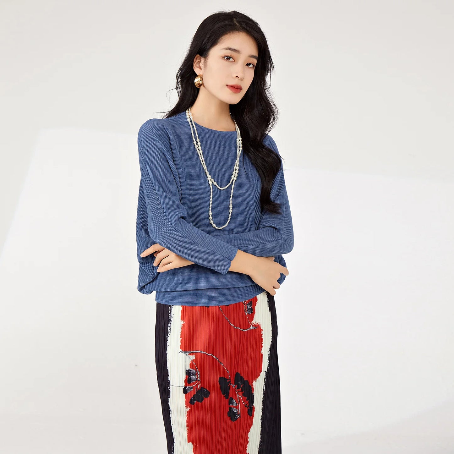 Spring & Summer Women's Casual T-Shirt New Style Pleated Loose Bat Sleeve Solid Color Woven Fabric Elastic Long-Sleeved Top