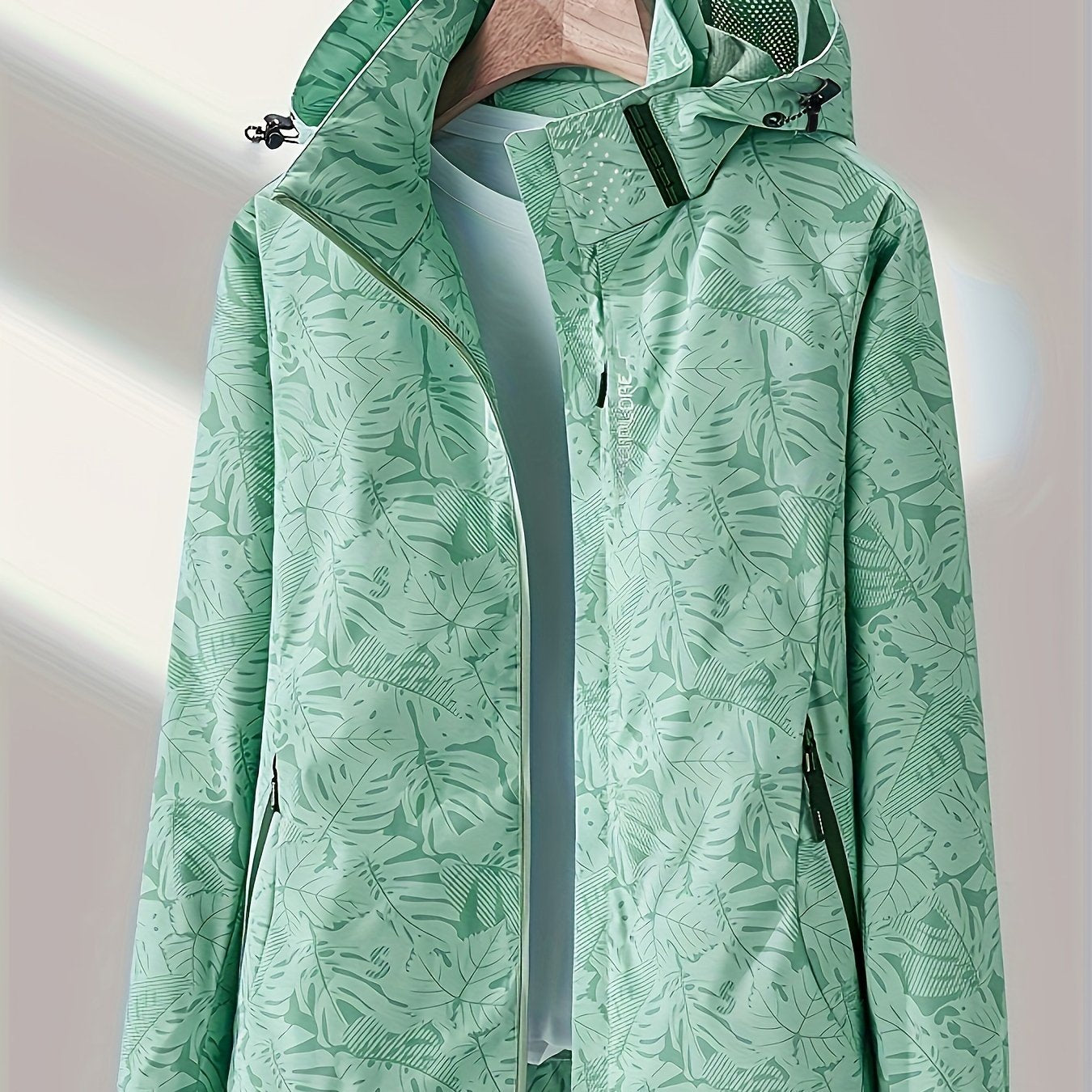 [Tropical Hooded Jacket] Lightweight Women's Hooded Jacket | Casual Zip-Up Outdoor with Tropical Leaf Print, Removable Hood & Adjustable Cuffs for Spring Summer Fall, Hiking, Travel, Camping, Camping Gear
