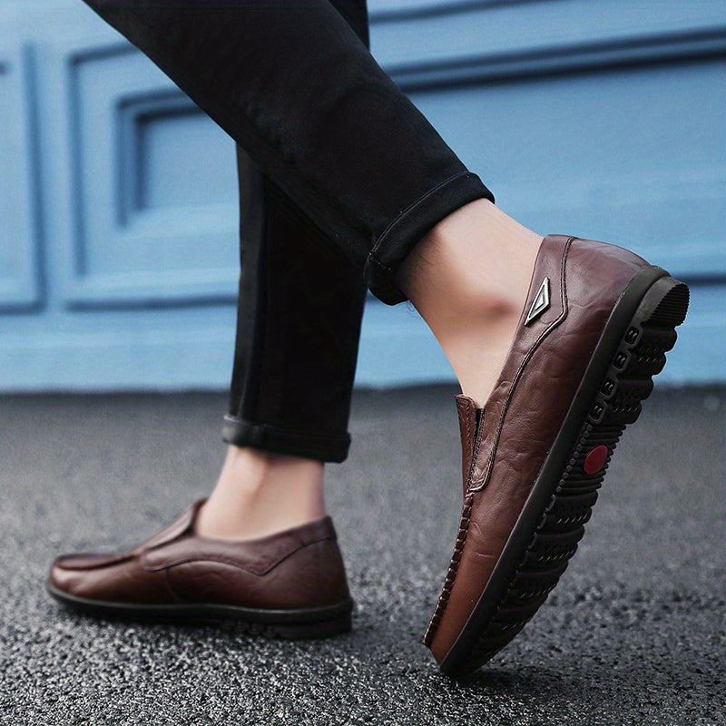 [Comfortable Loafers] CLOHOO Men's Genuine Faux Leather Slip-On Loafers | Non-Slip Comfortable Casual Shoes with Round Toe, Black, Rubber Sole, Faux Cover Lining - All Seasons Durable Footwear, Sleek Loafer Design