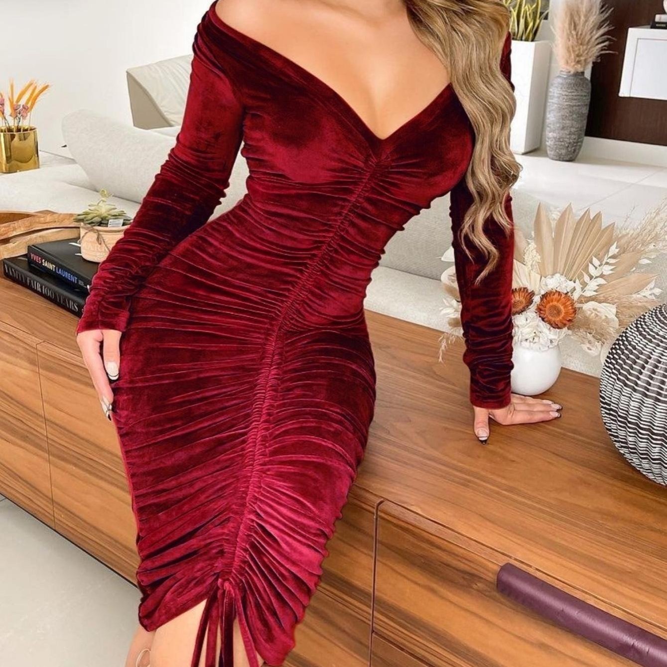 Women's Dresses V Neck Off The Shoulder Velvet Ruched Mid-Length Dresses Red / XXL