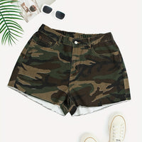 Women's Plus Size Casual Camouflage Denim Shorts, Frayed Hem, High-Waisted Summer Fashion, Camo Pattern, Streetwear Style