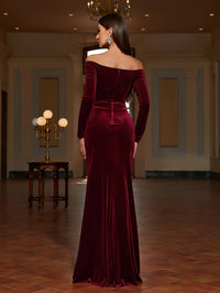 Stunning Off-Shoulder Ruched Bodycon Dress - Elegant Long Sleeve Party Dresses for Women - Split Thigh, Flattering Fit, and Chic Design for Banquet and Special Occasions