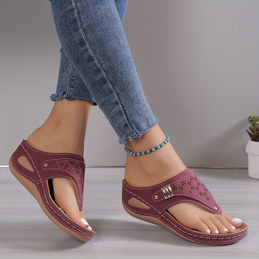 Vibrant Solid Color Thong Sandals - Soft Sole, Slip-On, Platform, Casual, Buckle Belt, Wedge Slides, Perfect Summer Beach Slippers for Women, Ideal for Outdoor, Pool, Beach, and Vacation