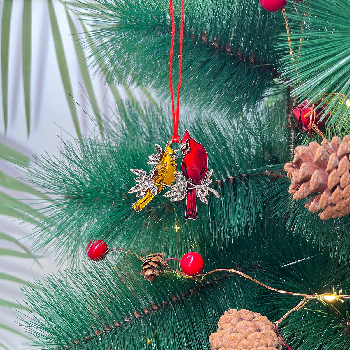 Add a Festive Touch to Your Home with This 1pc Christmas Tree Pendant!