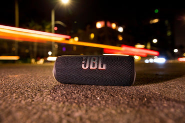 JBL Flip 6 - Portable Bluetooth Speaker, Powerful Sound and deep bass, IPX7 Waterproof, 12 Hours of Playtime- Black (Refurbished)