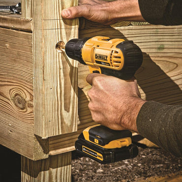 DEWALT 20V Max Cordless Drill / Driver Kit, Compact, 1/2-Inch (DCD771C2), Dewalt Yellow