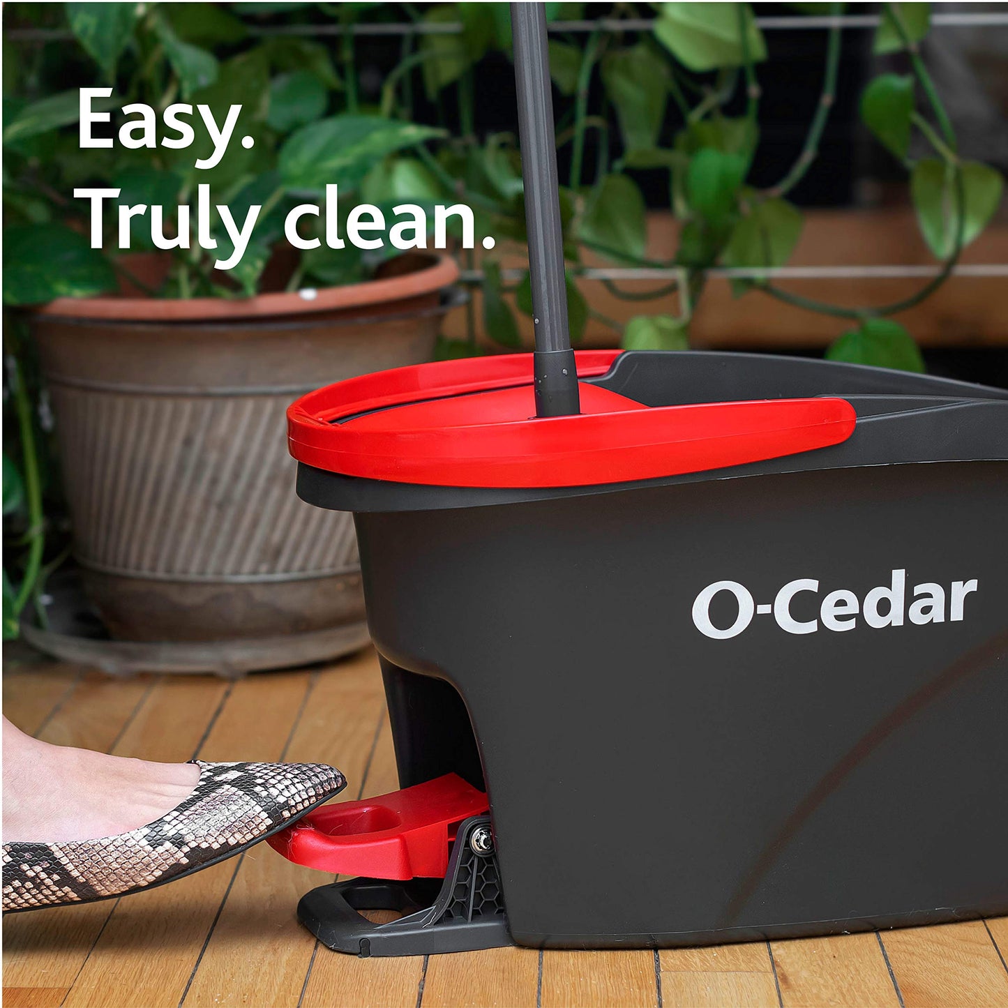 O-Cedar Easywring Microfiber Spin Mop & Bucket Floor Cleaning System with 3 Extra Refills