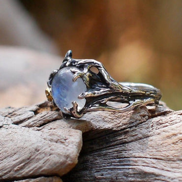 Vintage Moonstone Ring For Women Black Jewelry Gold Flower Finger Ring Female Charming Jewelry Gift Wedding Statement Opal Ring