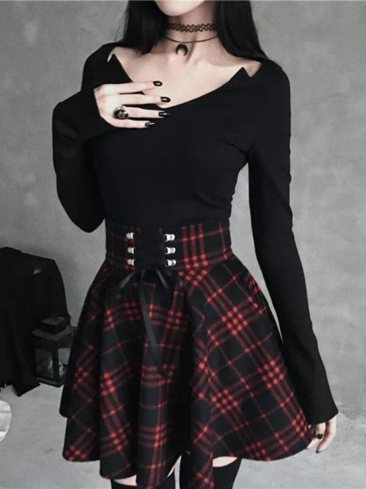 Sexy Black Checkered Women&#39;s Gothic Skirt Women Pleated Plaid Skirts